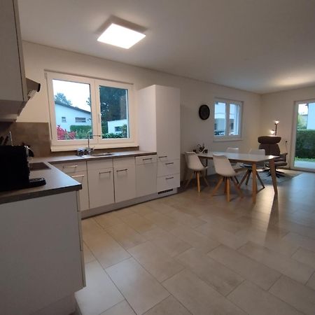 Crown Living Design Apartment - Gratis Parkplatz - Wlan - Kueche - Self Check-In Altach Esterno foto