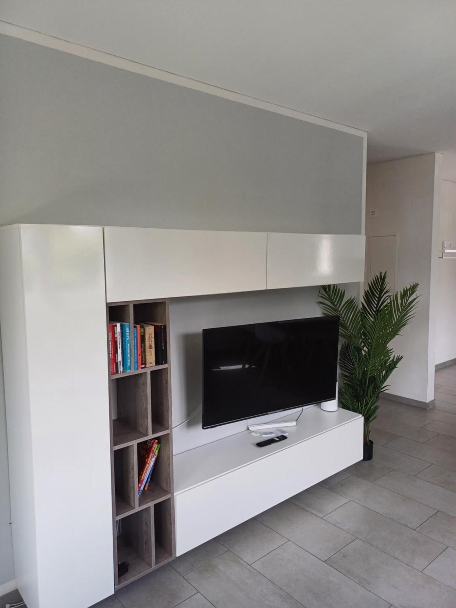 Crown Living Design Apartment - Gratis Parkplatz - Wlan - Kueche - Self Check-In Altach Esterno foto